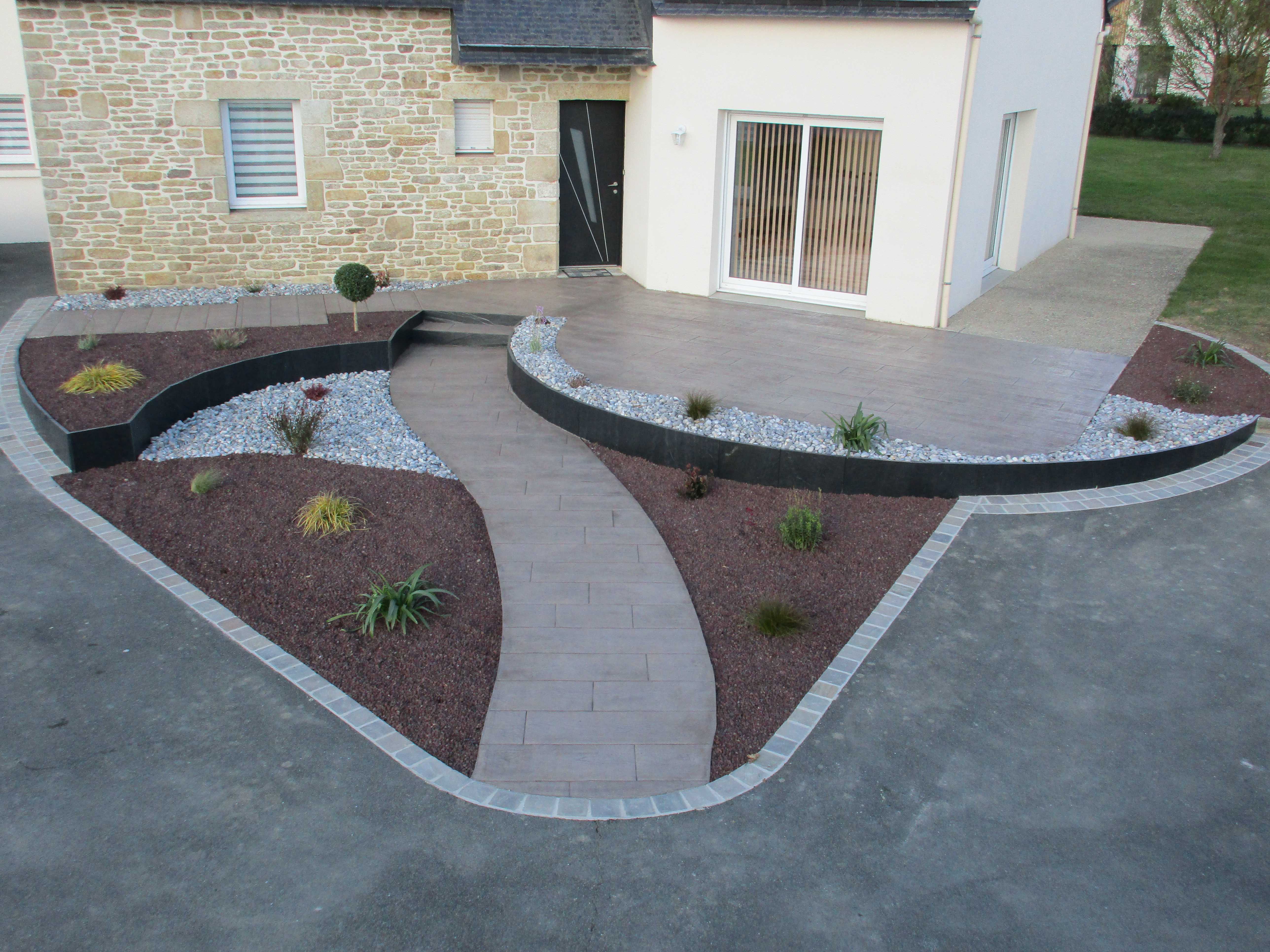 Terrasse en béton imprimé bois à SaintJacut du Mené (22)